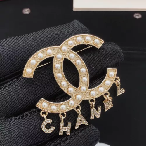 Cheap Chanel Brooches For Women #1337707 Replica Wholesale [$32.00 USD] [ITEM#1337707] on Replica Chanel Brooches