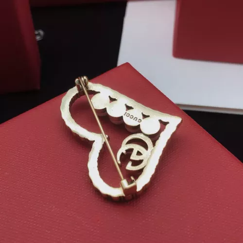 Cheap Gucci Brooches For Women #1337714 Replica Wholesale [$29.00 USD] [ITEM#1337714] on Replica Gucci Brooches
