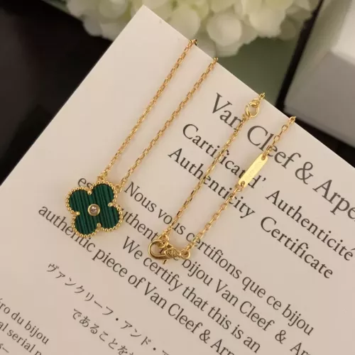 Cheap Van Cleef &amp; Arpels Jewelry Set For Women #1337742 Replica Wholesale [$45.00 USD] [ITEM#1337742] on Replica Van Cleef &amp; Arpels Jewelry Set
