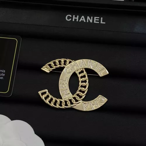 Chanel Brooches For Women #1338193