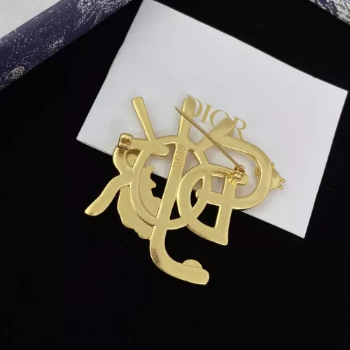 Cheap Christian Dior Brooches For Women #1338236 Replica Wholesale [$25.00 USD] [ITEM#1338236] on Replica Christian Dior Brooches