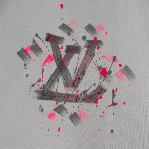 Cheap Louis Vuitton LV T-Shirts Short Sleeved For Unisex #1338338 Replica Wholesale [$42.00 USD] [ITEM#1338338] on Replica Louis Vuitton LV T-Shirts