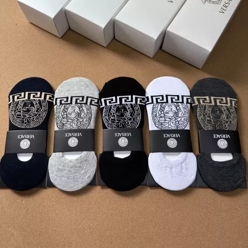 Cheap Versace Socks For Men #1338626 Replica Wholesale [$25.00 USD] [ITEM#1338626] on Replica Versace Socks