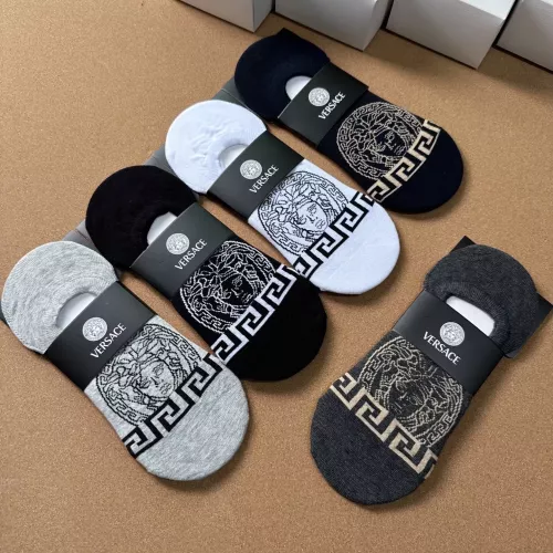 Cheap Versace Socks For Men #1338626 Replica Wholesale [$25.00 USD] [ITEM#1338626] on Replica Versace Socks