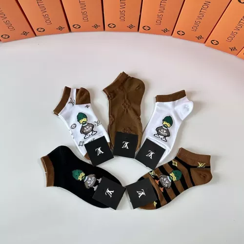 Cheap Louis Vuitton LV Socks #1338634 Replica Wholesale [$27.00 USD] [ITEM#1338634] on Replica Louis Vuitton LV Socks