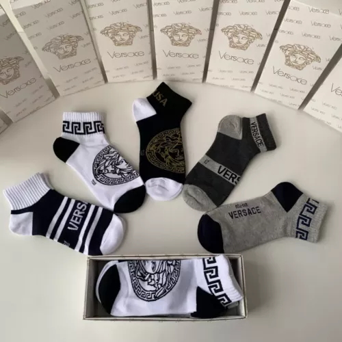 Cheap Versace Socks #1338640 Replica Wholesale [$27.00 USD] [ITEM#1338640] on Replica Versace Socks