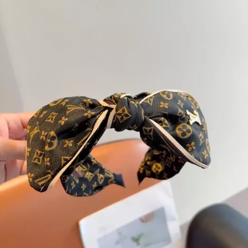 Cheap Louis Vuitton LV Headband For Women #1338663 Replica Wholesale [$27.00 USD] [ITEM#1338663] on Replica Louis Vuitton LV Headband