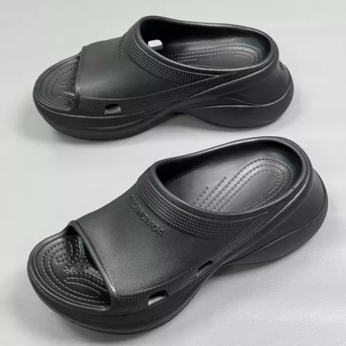 Balenciaga Slippers For Women #1339255