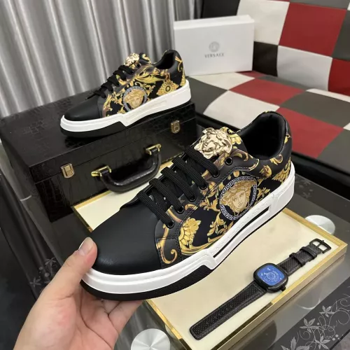 Versace Casual Shoes For Men #1340070