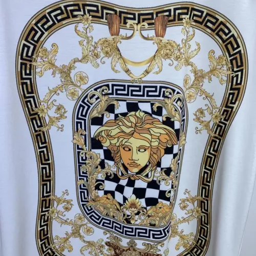 Cheap Versace T-Shirts Short Sleeved For Men #1340435 Replica Wholesale [$34.00 USD] [ITEM#1340435] on Replica Versace T-Shirts