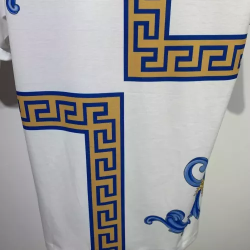 Cheap Versace T-Shirts Short Sleeved For Men #1340439 Replica Wholesale [$34.00 USD] [ITEM#1340439] on Replica Versace T-Shirts