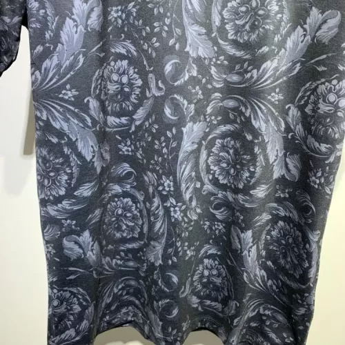 Cheap Versace T-Shirts Short Sleeved For Men #1340442 Replica Wholesale [$34.00 USD] [ITEM#1340442] on Replica Versace T-Shirts