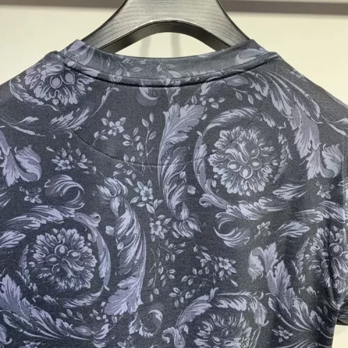 Cheap Versace T-Shirts Short Sleeved For Men #1340442 Replica Wholesale [$34.00 USD] [ITEM#1340442] on Replica Versace T-Shirts