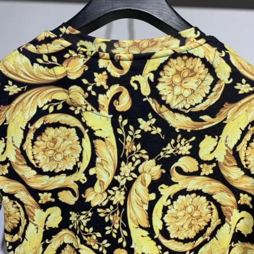 Cheap Versace T-Shirts Short Sleeved For Men #1340443 Replica Wholesale [$34.00 USD] [ITEM#1340443] on Replica Versace T-Shirts