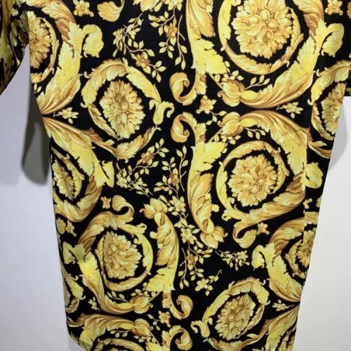 Cheap Versace T-Shirts Short Sleeved For Men #1340443 Replica Wholesale [$34.00 USD] [ITEM#1340443] on Replica Versace T-Shirts