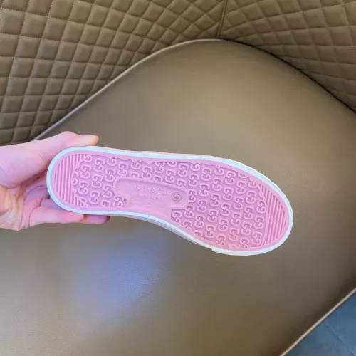 Cheap Gucci Casual Shoes For Women #1340673 Replica Wholesale [$96.00 USD] [ITEM#1340673] on Replica Gucci Casual Shoes