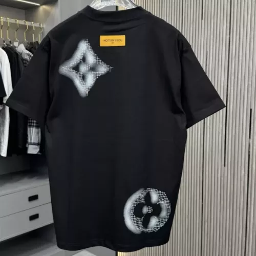 Cheap Louis Vuitton LV T-Shirts Short Sleeved For Unisex #1340871 Replica Wholesale [$39.00 USD] [ITEM#1340871] on Replica Louis Vuitton LV T-Shirts