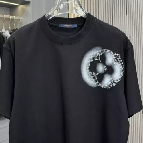 Cheap Louis Vuitton LV T-Shirts Short Sleeved For Unisex #1340871 Replica Wholesale [$39.00 USD] [ITEM#1340871] on Replica Louis Vuitton LV T-Shirts