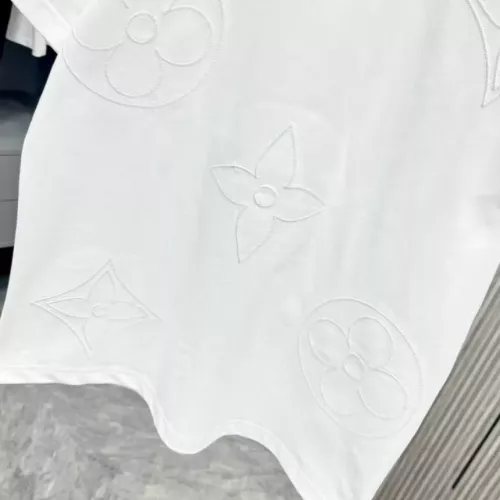 Cheap Louis Vuitton LV T-Shirts Short Sleeved For Unisex #1340873 Replica Wholesale [$40.00 USD] [ITEM#1340873] on Replica Louis Vuitton LV T-Shirts