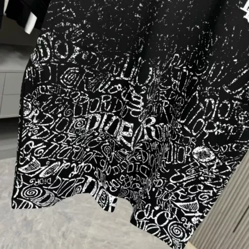 Cheap Christian Dior T-Shirts Short Sleeved For Unisex #1341132 Replica Wholesale [$39.00 USD] [ITEM#1341132] on Replica Christian Dior T-Shirts