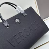 Cheap Versace AAA Quality Handbags For Women #1331328 Replica Wholesale [$190.00 USD] [ITEM#1331328] on Replica Versace AAA Quality Handbags
