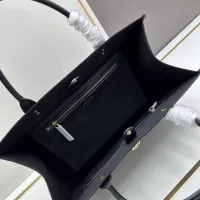 Cheap Versace AAA Quality Handbags For Women #1331330 Replica Wholesale [$190.00 USD] [ITEM#1331330] on Replica Versace AAA Quality Handbags