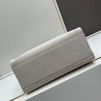 Cheap Versace AAA Quality Handbags For Women #1331332 Replica Wholesale [$190.00 USD] [ITEM#1331332] on Replica Versace AAA Quality Handbags