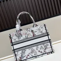Cheap Christian Dior AAA Quality Tote-Handbags For Women #1331939 Replica Wholesale [$100.00 USD] [ITEM#1331939] on Replica Christian Dior AAA Quality Handbags