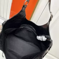 Cheap Balenciaga AAA Quality Shoulder Bags For Women #1332374 Replica Wholesale [$122.00 USD] [ITEM#1332374] on Replica Balenciaga AAA Quality Shoulder Bags
