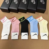 Cheap Nike Socks For Women #1332426 Replica Wholesale [$25.00 USD] [ITEM#1332426] on Replica Nike Socks