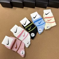 Cheap Nike Socks For Women #1332426 Replica Wholesale [$25.00 USD] [ITEM#1332426] on Replica Nike Socks