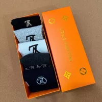 Cheap Louis Vuitton LV Socks #1332480 Replica Wholesale [$25.00 USD] [ITEM#1332480] on Replica Louis Vuitton LV Socks