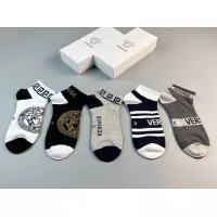 Cheap Versace Socks For Men #1332481 Replica Wholesale [$25.00 USD] [ITEM#1332481] on Replica Versace Socks
