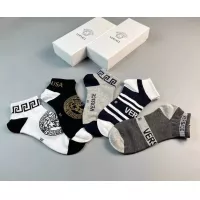 Cheap Versace Socks For Men #1332481 Replica Wholesale [$25.00 USD] [ITEM#1332481] on Replica Versace Socks