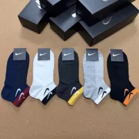 Cheap Nike Socks #1332494 Replica Wholesale [$25.00 USD] [ITEM#1332494] on Replica Nike Socks