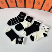 Cheap Hermes Socks #1332498 Replica Wholesale [$27.00 USD] [ITEM#1332498] on Replica Hermes Socks