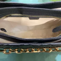 Cheap Gucci AAA Quality Messenger Bags For Women #1332723 Replica Wholesale [$82.00 USD] [ITEM#1332723] on Replica Gucci AAA Quality Messenger Bags