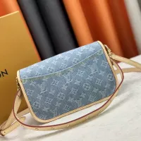 Cheap Louis Vuitton AAA Quality Messenger Bags For Women #1332889 Replica Wholesale [$72.00 USD] [ITEM#1332889] on Replica Louis Vuitton AAA Quality Messenger Bags