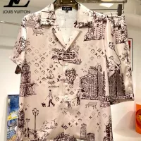 Cheap Louis Vuitton LV Tracksuits Short Sleeved For Men #1333394 Replica Wholesale [$76.00 USD] [ITEM#1333394] on Replica Louis Vuitton LV Tracksuits
