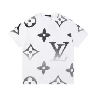 Cheap Louis Vuitton LV T-Shirts Short Sleeved For Unisex #1335350 Replica Wholesale [$34.00 USD] [ITEM#1335350] on Replica Louis Vuitton LV T-Shirts