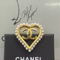 Cheap Chanel Brooches For Women #1337544 Replica Wholesale [$32.00 USD] [ITEM#1337544] on Replica Chanel Brooches