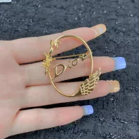 Cheap Christian Dior Brooches For Women #1337571 Replica Wholesale [$29.00 USD] [ITEM#1337571] on Replica Christian Dior Brooches