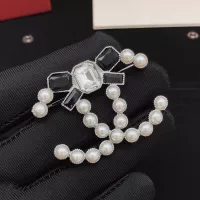 Cheap Chanel Brooches For Women #1337693 Replica Wholesale [$27.00 USD] [ITEM#1337693] on Replica Chanel Brooches