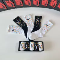 Cheap Nike Socks #1338611 Replica Wholesale [$29.00 USD] [ITEM#1338611] on Replica Nike Socks