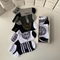 Cheap Versace Socks #1338640 Replica Wholesale [$27.00 USD] [ITEM#1338640] on Replica Versace Socks