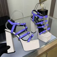 Cheap Versace Sandal For Women #1340954 Replica Wholesale [$102.00 USD] [ITEM#1340954] on Replica Versace Sandal