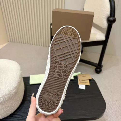Cheap Burberry Casual Shoes For Women #1341561 Replica Wholesale [$88.00 USD] [ITEM#1341561] on Replica Burberry Casual Shoes
