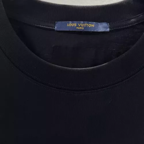 Cheap Louis Vuitton LV T-Shirts Short Sleeved For Unisex #1341925 Replica Wholesale [$39.00 USD] [ITEM#1341925] on Replica Louis Vuitton LV T-Shirts