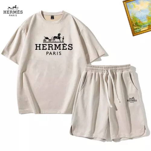 Hermes Tracksuits Short Sleeved For Men #1342434