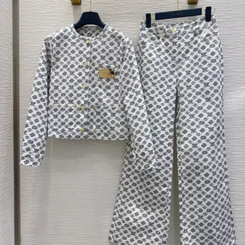 Louis Vuitton LV Tracksuits Long Sleeved For Women #1342473